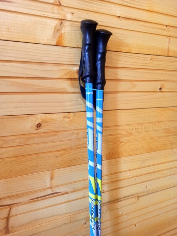 NOVÉ PALICE SPORTEN BLACK-BLUE 110CM